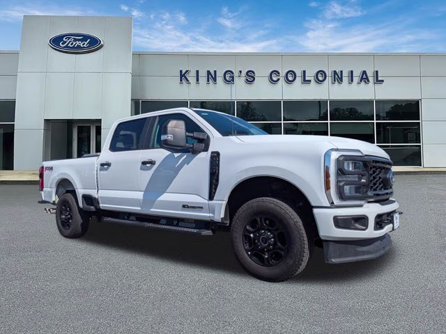 2024 Oxford White Ford Super Duty F-250 SRW Crew Cab 4x4 STX Diesel FX4 w/360 Camera 4X4 Truck