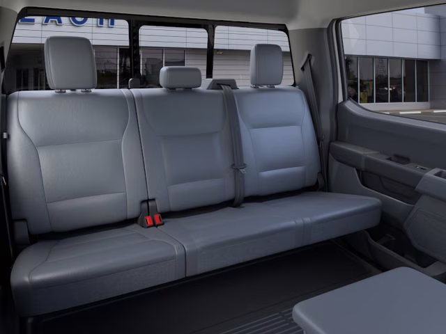 2026 Oxford White Ford Super Duty F-450 DRW XL DRW 4X4 Truck