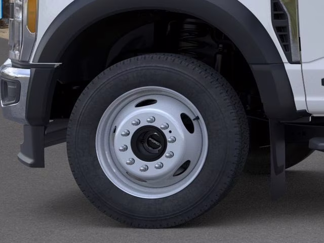 2026 Oxford White Ford Super Duty F-450 DRW XL DRW 4X4 Truck