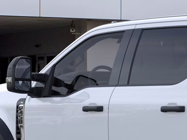 2026 Oxford White Ford Super Duty F-450 DRW XL DRW 4X4 Truck