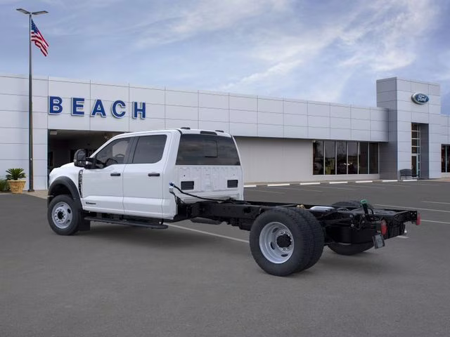 2026 Oxford White Ford Super Duty F-450 DRW XL DRW 4X4 Truck