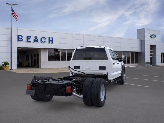 2026 Oxford White Ford Super Duty F-450 DRW XL DRW 4X4 Truck
