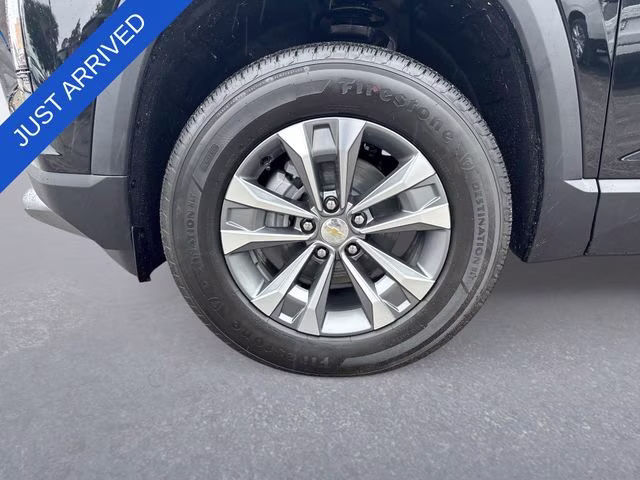 2026 Mosaic Black Metallic Chevrolet Equinox LT FWD SUV