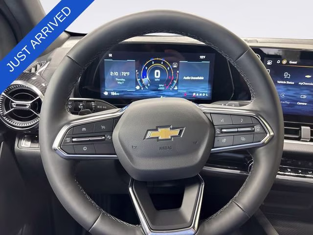 2026 Mosaic Black Metallic Chevrolet Equinox LT FWD SUV
