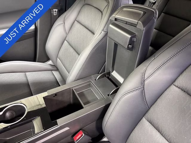 2026 Mosaic Black Metallic Chevrolet Equinox LT FWD SUV