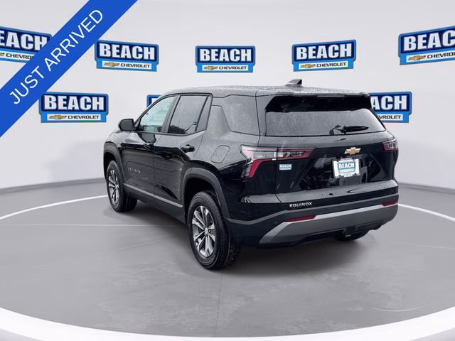 2026 Mosaic Black Metallic Chevrolet Equinox LT FWD SUV