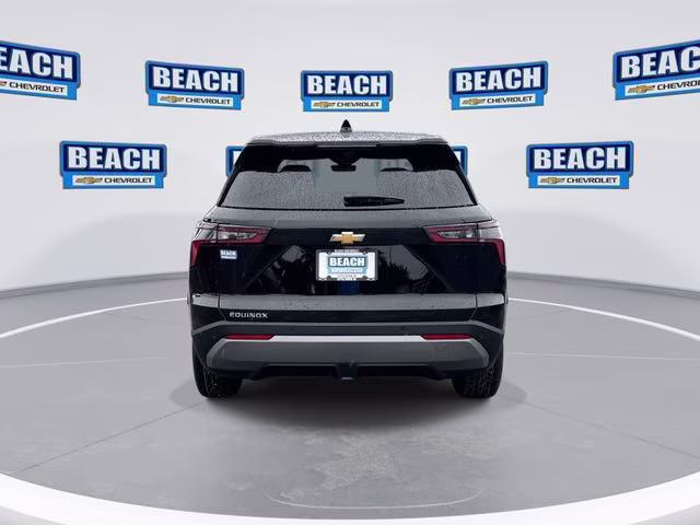 2026 Mosaic Black Metallic Chevrolet Equinox LT FWD SUV