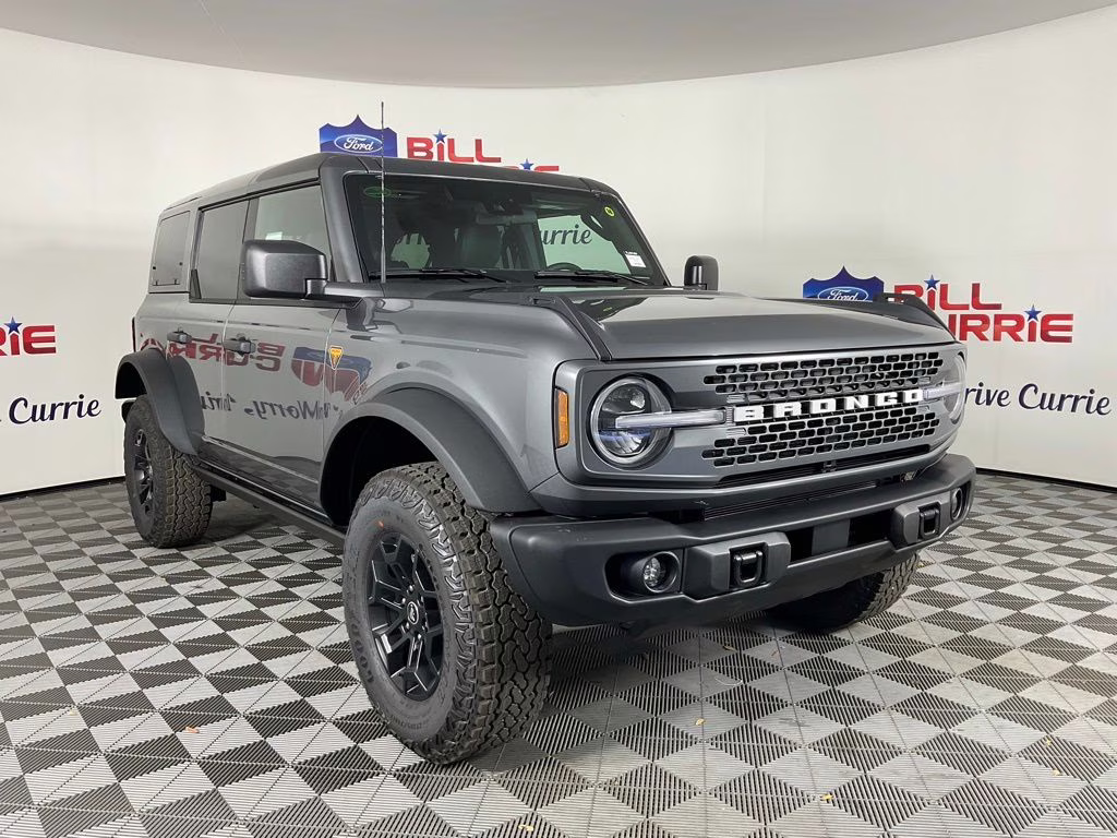 2026 Gray Ford Bronco Badlands 4X4 SUV