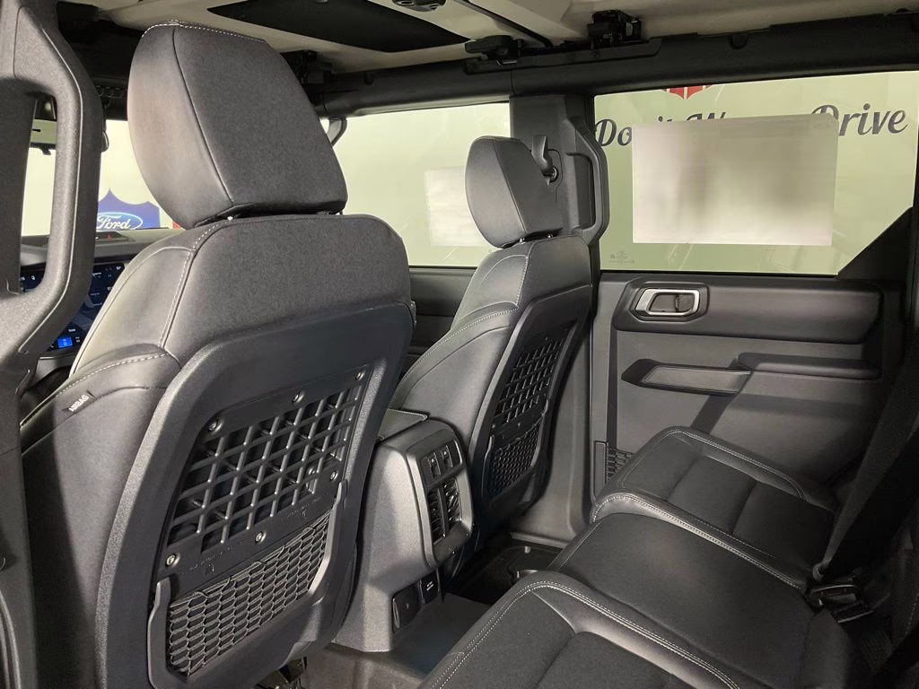 2026 Gray Ford Bronco Badlands 4X4 SUV
