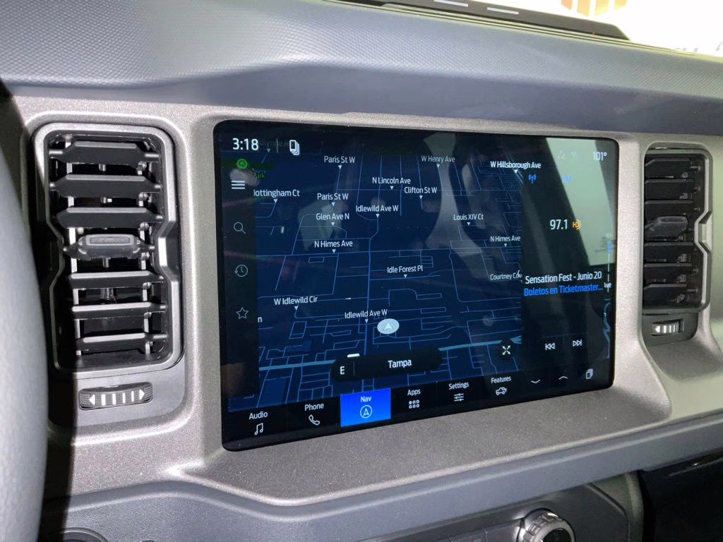 2026 Gray Ford Bronco Badlands 4X4 SUV