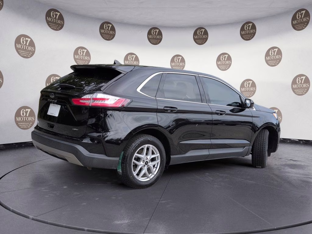 2023 Black Metallic Ford Edge SEL AWD SUV