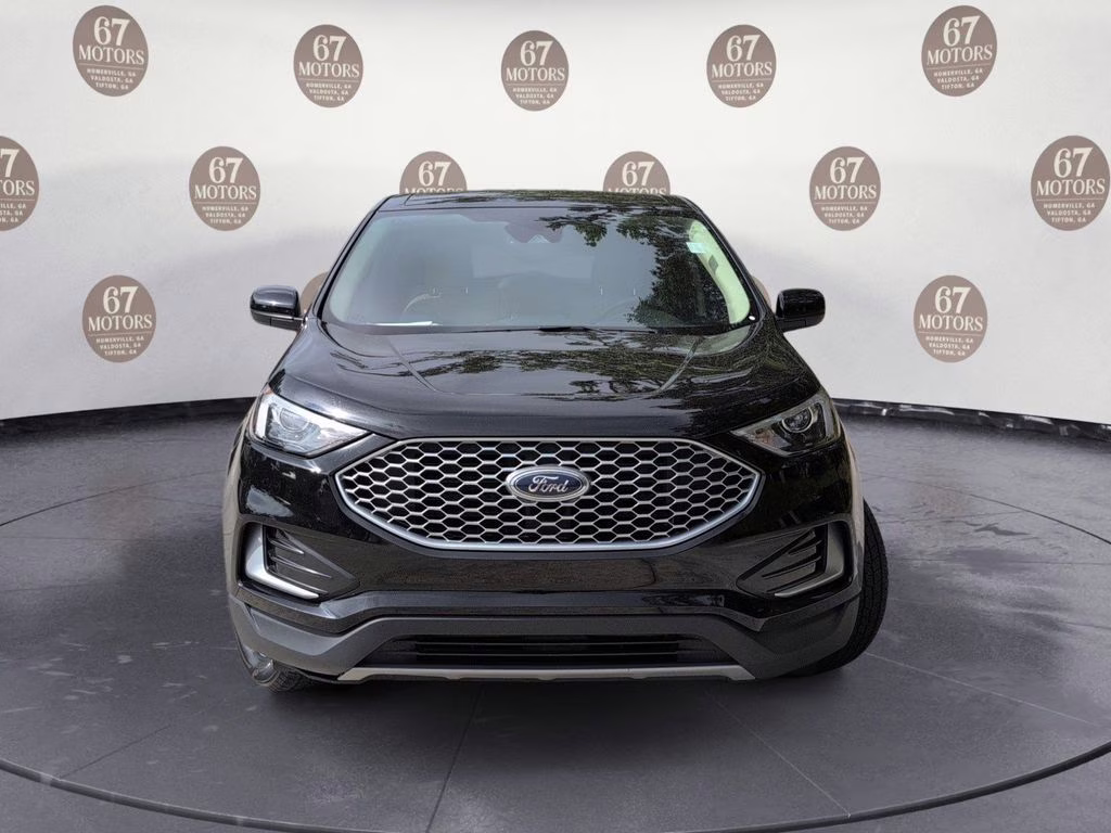 2023 Black Metallic Ford Edge SEL AWD SUV
