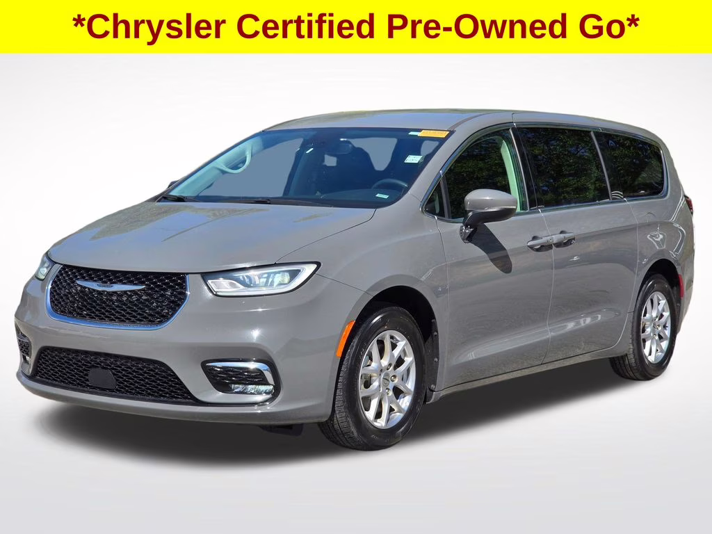 2023 Ceramic Gray Clearcoat Chrysler Pacifica Touring L FWD Van