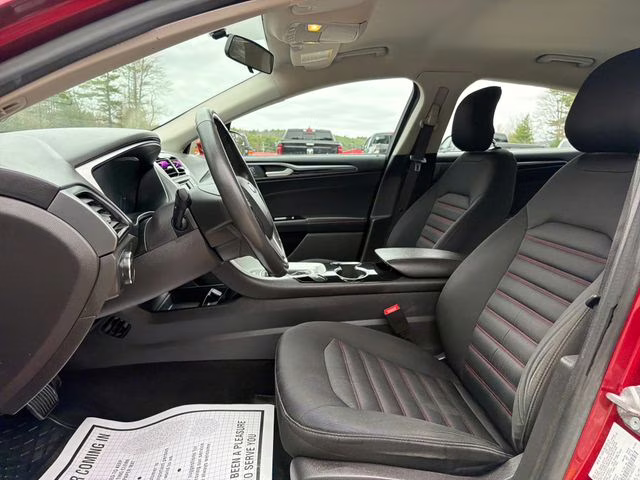 2014 Ruby Red Metallic Ford Fusion SE FWD Sedan