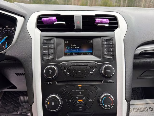 2014 Ruby Red Metallic Ford Fusion SE FWD Sedan