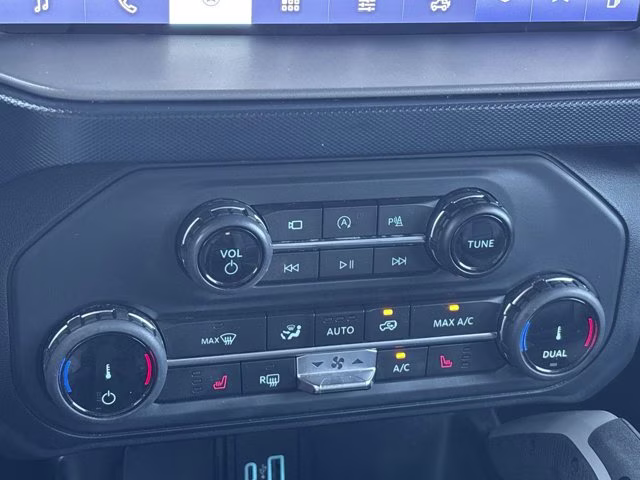 2022 Velocity Blue Metallic Ford Bronco Outer Banks 4X4 Convertible