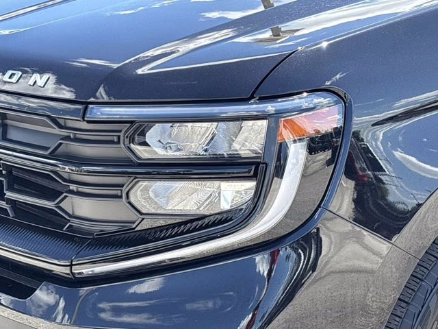 2025 Black Metallic Ford Expedition Max Active 4X4 SUV