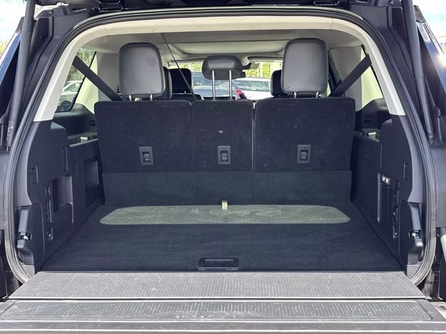 2025 Black Metallic Ford Expedition Max Active 4X4 SUV