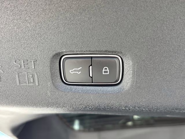 2025 Black Metallic Ford Expedition Max Active 4X4 SUV