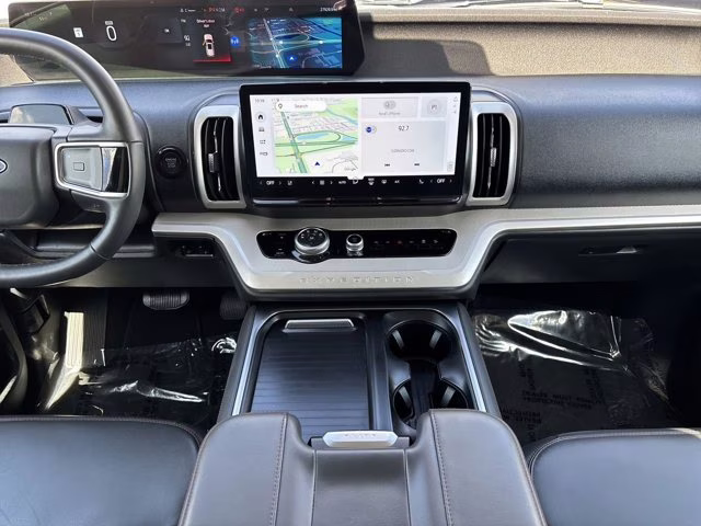 2025 Black Metallic Ford Expedition Active 4X4 SUV