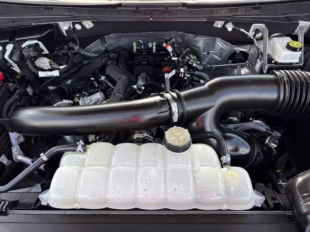 2025 Oxford White Ford Expedition Platinum 4X4 SUV
