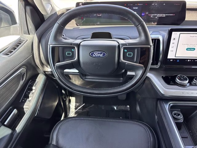 2025 Oxford White Ford Expedition Platinum 4X4 SUV