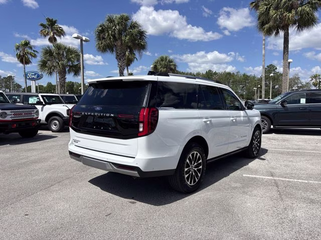 2025 Oxford White Ford Expedition Platinum 4X4 SUV