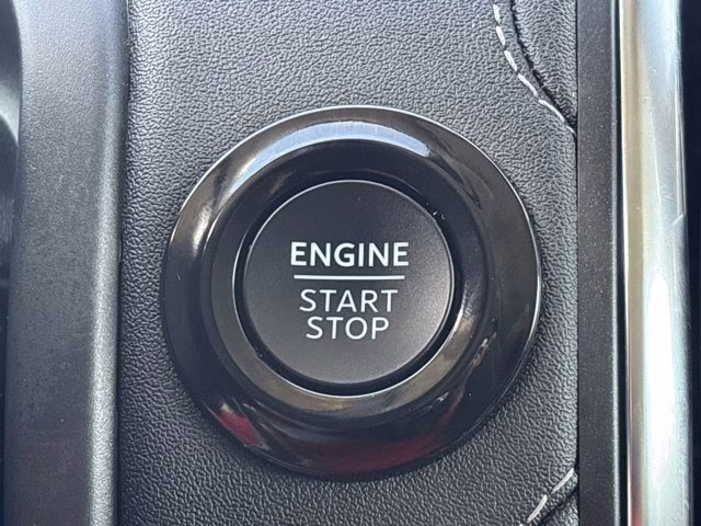 2025 Oxford White Ford Expedition Platinum 4X4 SUV