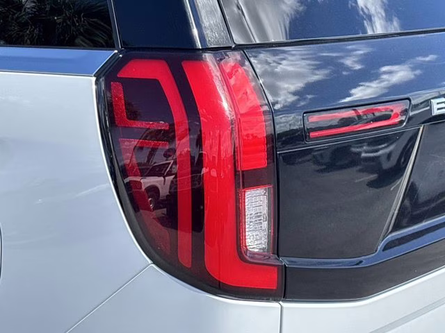 2025 Oxford White Ford Expedition Platinum 4X4 SUV