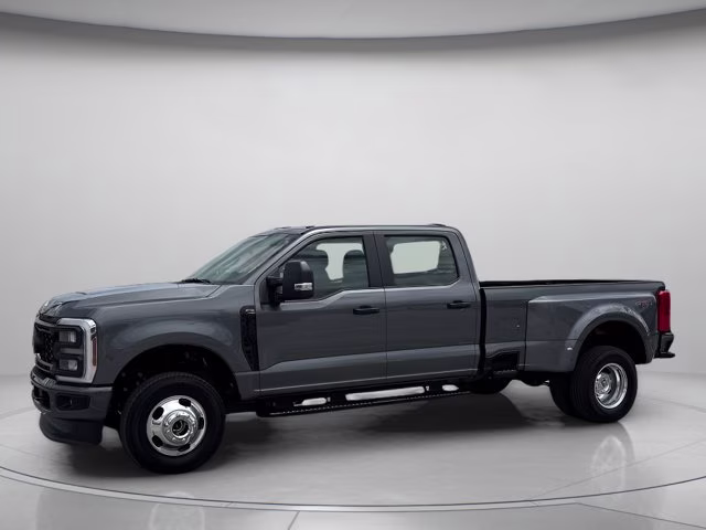 2026 Gray Metallic Ford Super Duty F-350 DRW XL 4X4 Truck