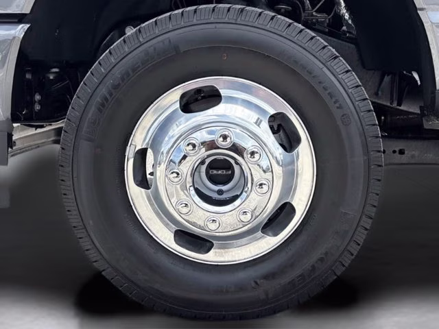 2026 Gray Metallic Ford Super Duty F-350 DRW XL 4X4 Truck
