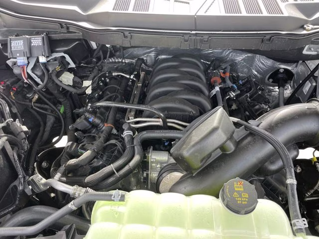 2026 Oxford White Ford F-150 XLT 4X4 Truck