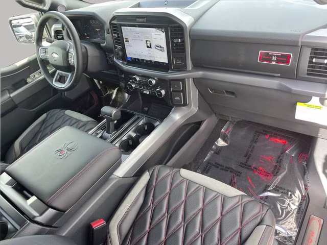 2026 Oxford White Ford F-150 XLT 4X4 Truck