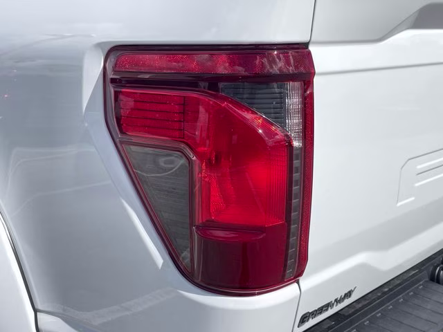 2026 Oxford White Ford F-150 XLT 4X4 Truck