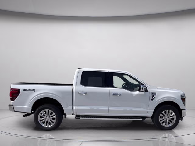 2026 Star White Metallic Tri-Coat Ford F-150 Lariat 4X4 Truck