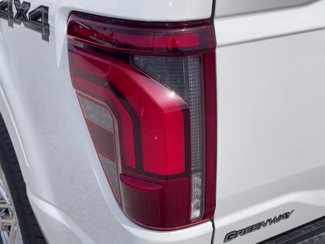 2026 Star White Metallic Tri-Coat Ford F-150 Lariat 4X4 Truck