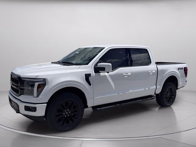 2026 Star White Metallic Tri-Coat Ford F-150 Lariat 4X4 Truck