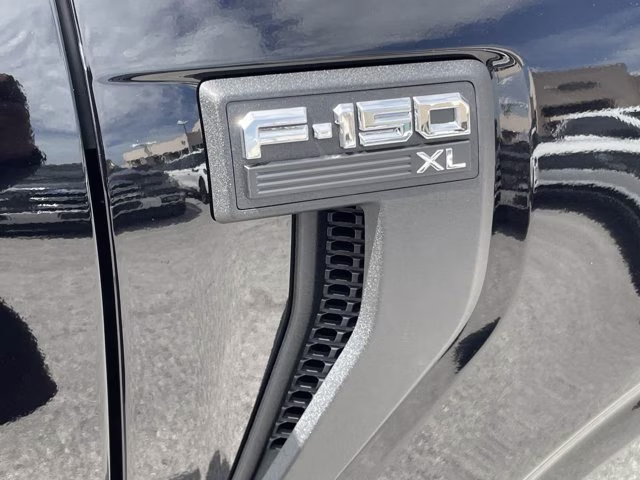 2026 Agate Black Metallic Ford F-150 XL 4X4 Truck