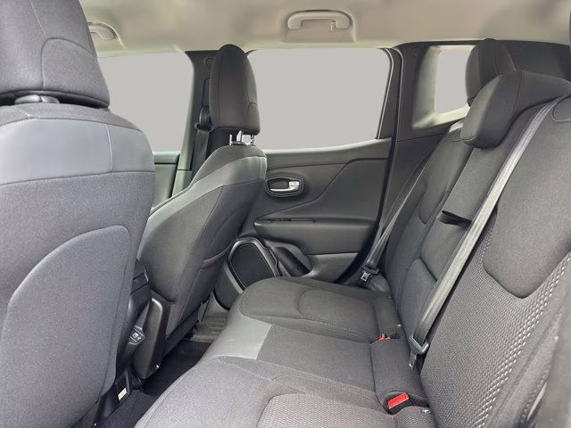 2020 Granite Crystal Metallic Clearcoat Jeep Renegade Altitude FWD SUV