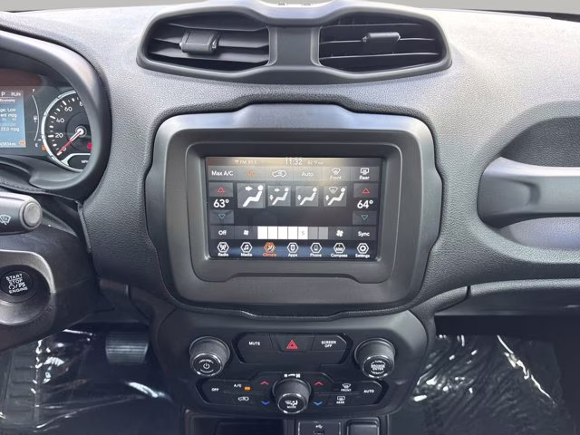 2020 Granite Crystal Metallic Clearcoat Jeep Renegade Altitude FWD SUV