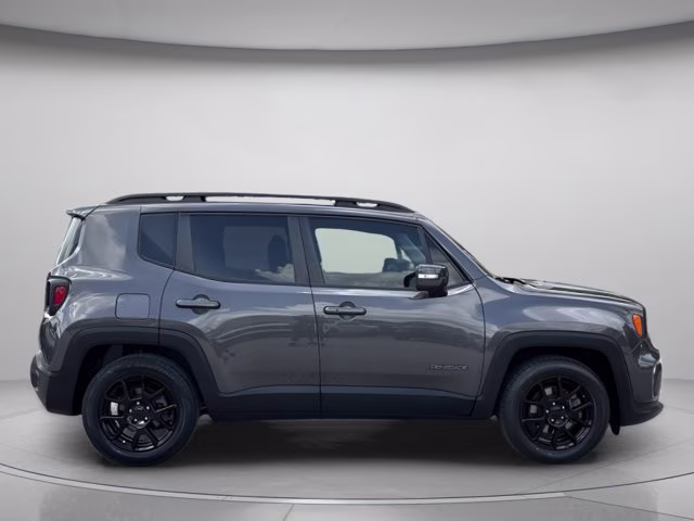 2020 Granite Crystal Metallic Clearcoat Jeep Renegade Altitude FWD SUV