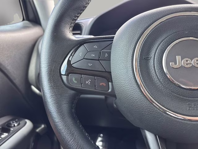 2020 Granite Crystal Metallic Clearcoat Jeep Renegade Altitude FWD SUV