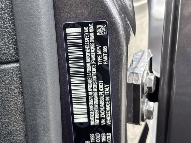 2020 Granite Crystal Metallic Clearcoat Jeep Renegade Altitude FWD SUV