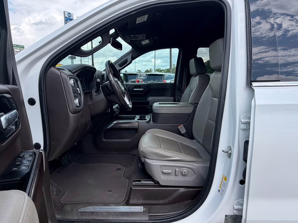 2021 White Frost Tricoat GMC Sierra SLT 4X4 Truck