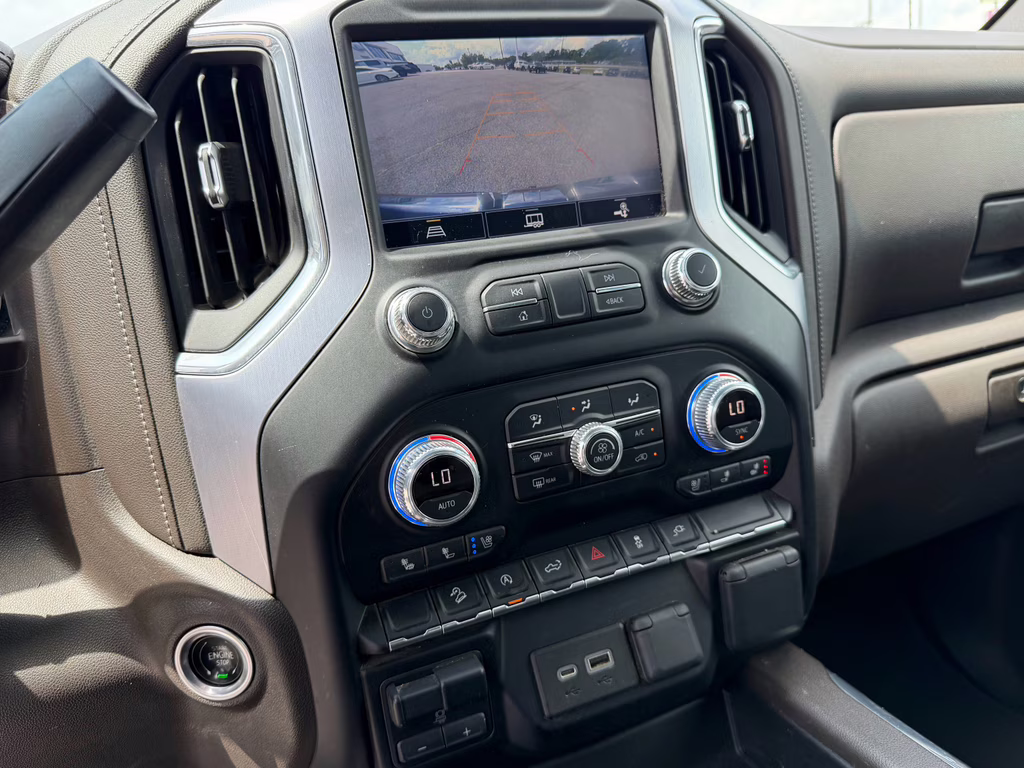 2021 White Frost Tricoat GMC Sierra SLT 4X4 Truck