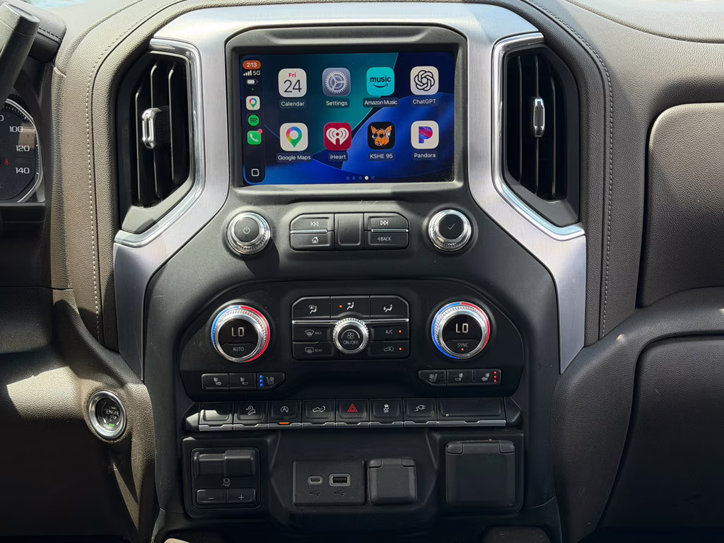 2021 White Frost Tricoat GMC Sierra SLT 4X4 Truck