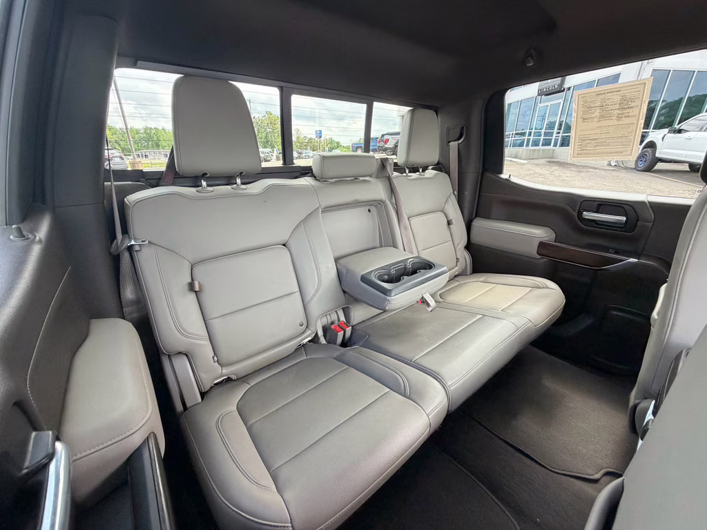 2021 White Frost Tricoat GMC Sierra SLT 4X4 Truck