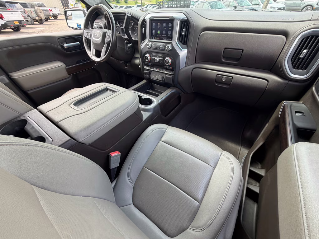 2021 White Frost Tricoat GMC Sierra SLT 4X4 Truck