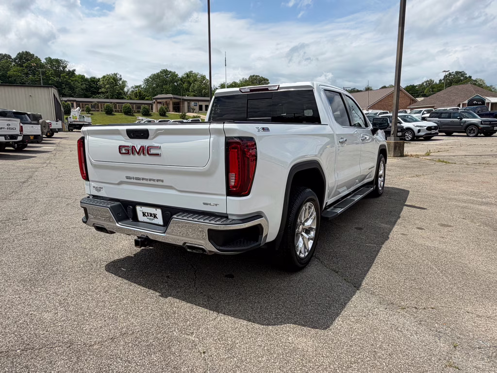 2021 White Frost Tricoat GMC Sierra SLT 4X4 Truck