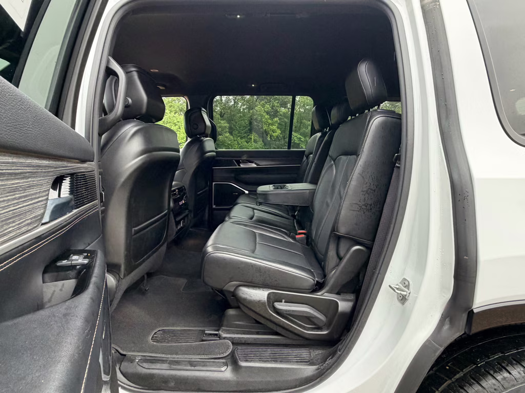 2024 Bright White Clearcoat Jeep Wagoneer Series II RWD SUV